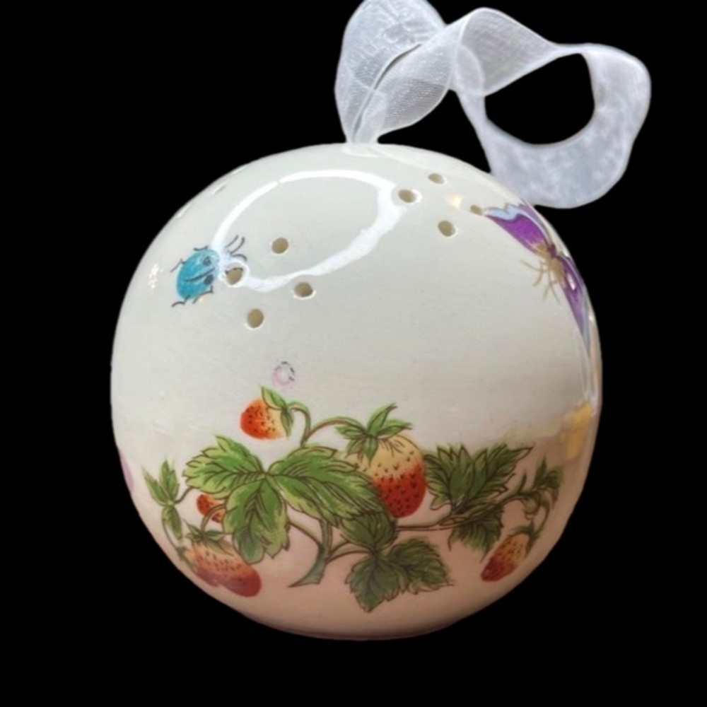 Vintage Nature Hanging Potpourri Diffuser Ball